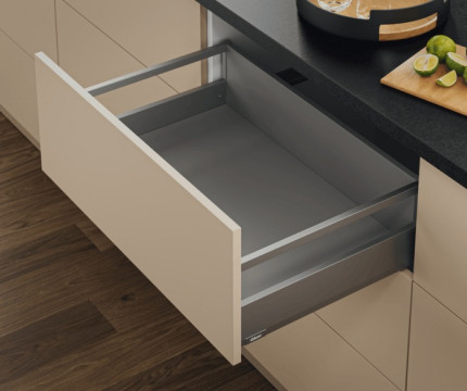 BLUM MERIVOBOX KOMPLET, "E" S RELINGAMI, 40KG, INDIUM SIVÁ